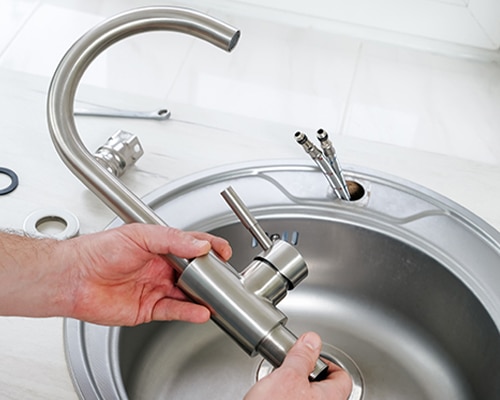 Sinks & Faucets